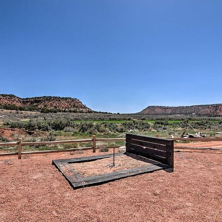 Modern Ranch House With Fire Pit And Valley Views Канаб Экстерьер фото