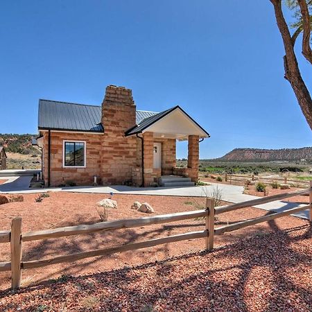 Modern Ranch House With Fire Pit And Valley Views Канаб Экстерьер фото
